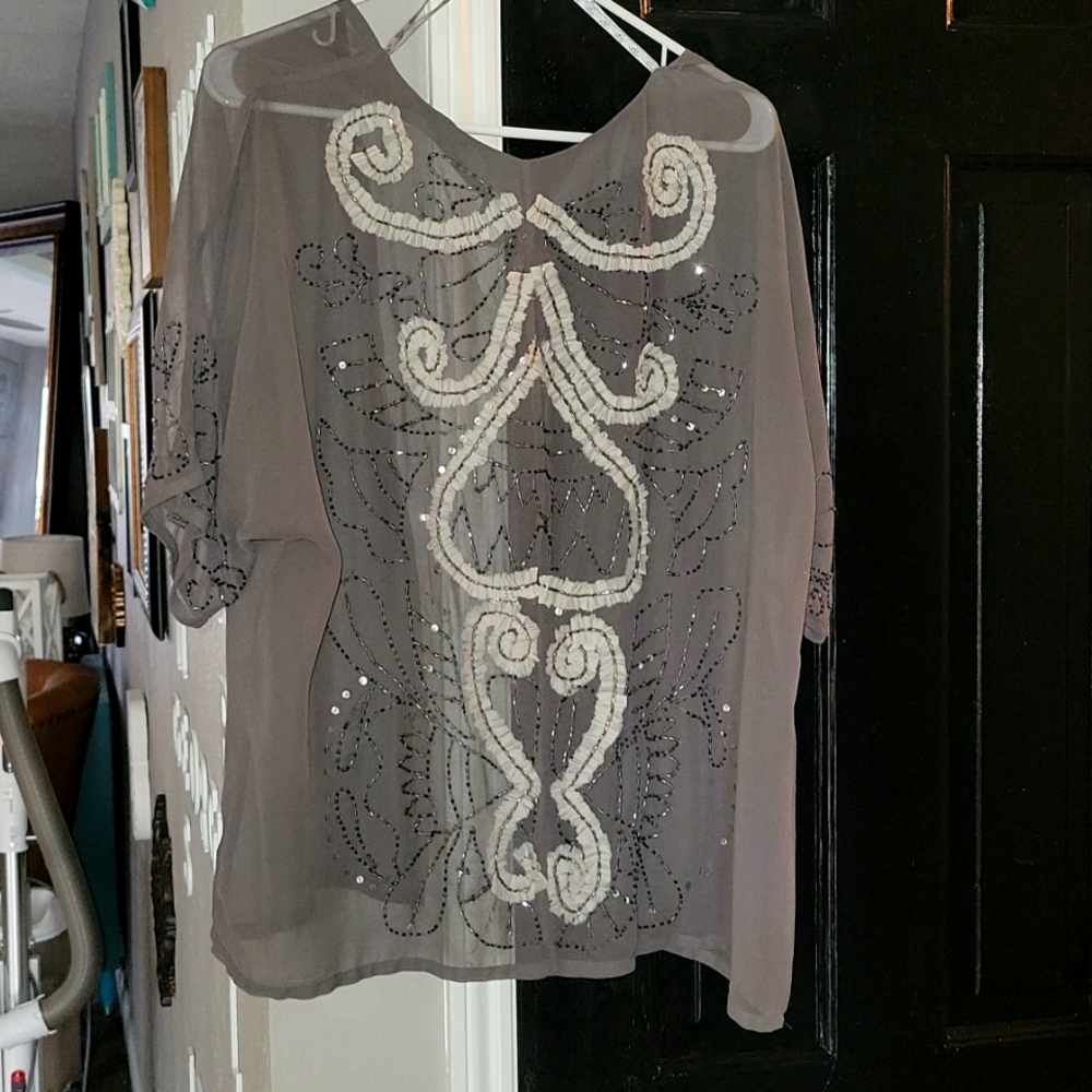 Beaded cardigan, short sleeve, gorgeous 😍